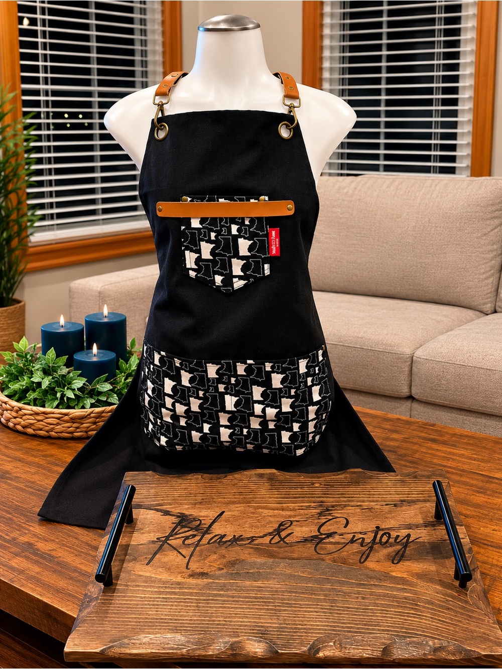 Sweet Heaven Minnesota Apron Black & White